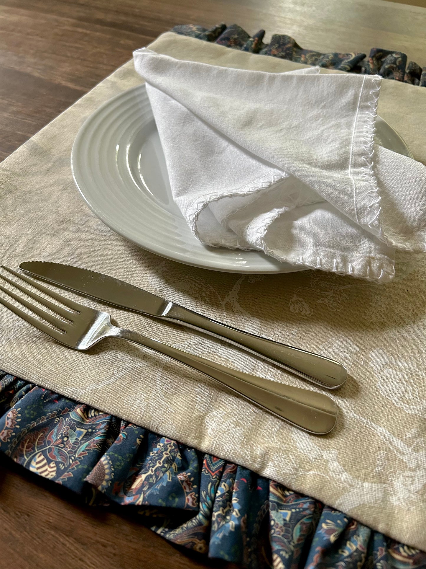 Birds and paisley placemats